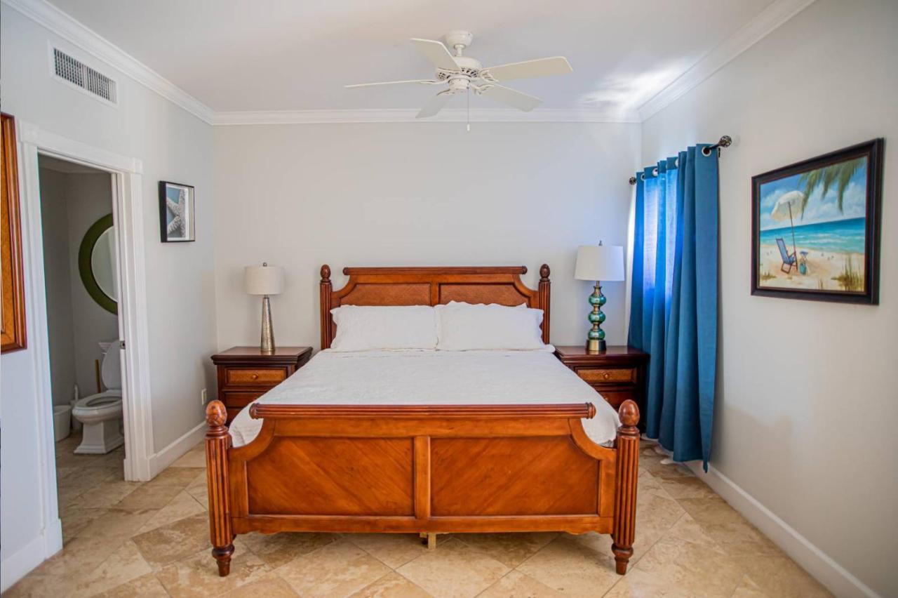 Villa Renaissance Unit 205 Grace Bay Beach Zewnętrze zdjęcie